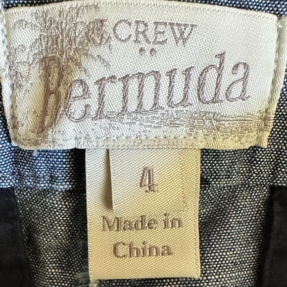 J. Crew 100% Cotton Polkadot Bermuda Shorts size 4 - Picture 4 of 4